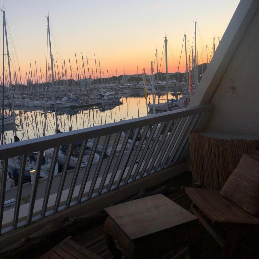 Dolce Vita sur le port - Port Camargue Le Grau-du-Roi Extérieur photo